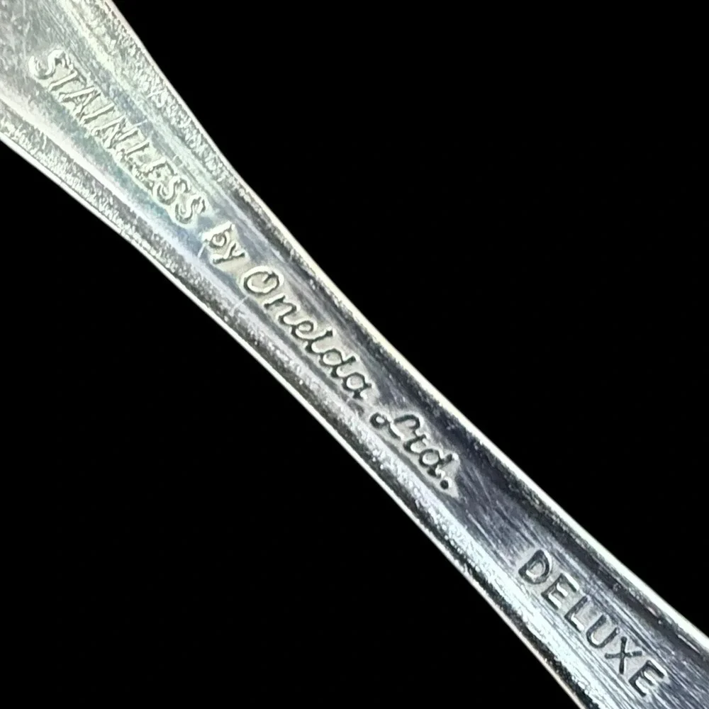 Stainless By Oneida‎ Ltd Deluxe STRATHMORE  Flatware 4-Dinner Forks